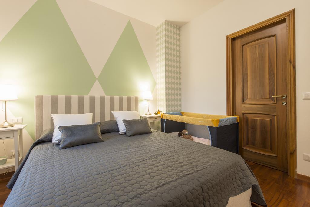 Suite Home Milano Fiera Exterior foto
